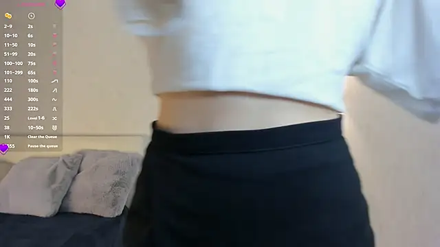 Erosyne online show from March 2026 05:03:01 PM