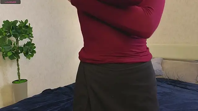 Erosyne online show from February 2026 05:23:02 PM