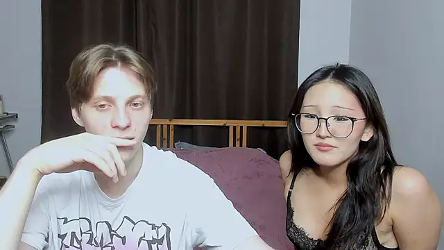 Blossomandbee online show from November 2025 08:23:02 PM