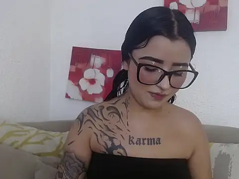 Nebula Lux online show from January 2026 12:32:01 PM