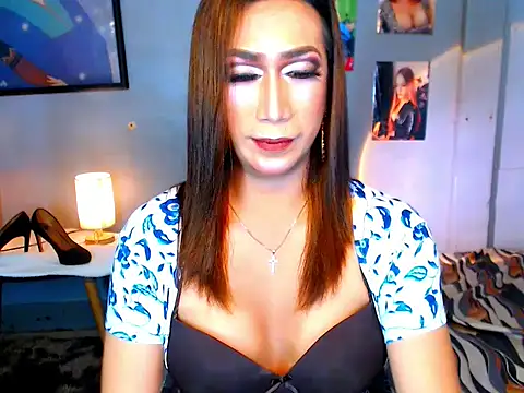 littleredbunny27 online show from January 2026 07:50:01 PM