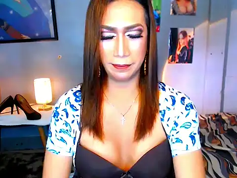 littleredbunny27 online show from January 2026 04:47:02 PM