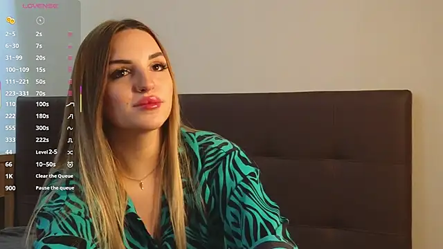 LustLagoon online show from November 2025 06:07:01 AM