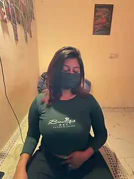 Snapshot of payal_mittal chatting on February 2026 12:05:01 PM payal mittal online show from February 2026 12:05:01 PM