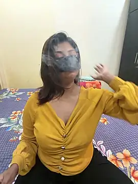 Snapshot of payal_mittal chatting on February 2026 09:11:01 PM payal mittal online show from February 2026 09:11:01 PM