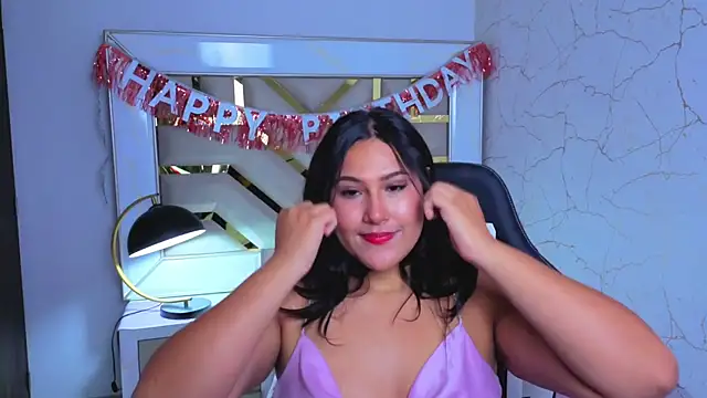 Snapshot of luna_jonezz chatting on November 2025 09:20:01 AM luna jonezz online show from November 2025 09:20:01 AM