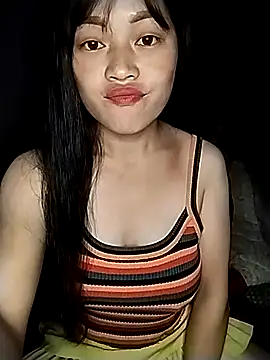 Snapshot of Hani-i chatting on October 2025 08:42:01 PM Hani-i online show from October 2025 08:42:01 PM