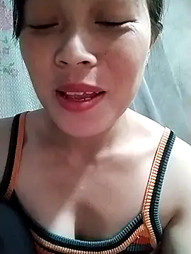 Snapshot of Hani-i chatting on October 2025 08:59:01 AM Hani-i online show from October 2025 08:59:01 AM