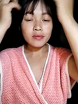 Snapshot of Hani-i chatting on November 2025 03:43:01 AM Hani-i online show from November 2025 03:43:01 AM