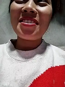 Snapshot of Hani-i chatting on November 2025 09:31:01 AM Hani-i online show from November 2025 09:31:01 AM