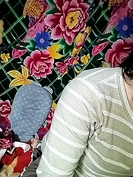 Hani-i online show from February 2026 09:37:01 PM