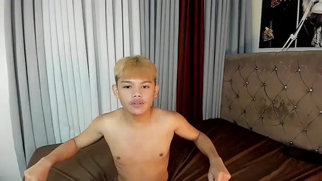 LoverSmith online show from October 2025 06:07:02 PM