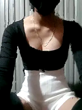 Katy68 online show from November 2025 03:01:01 PM