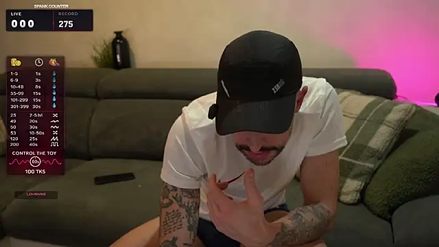 monsieurguitsxxx online show from February 2026 04:37:01 PM