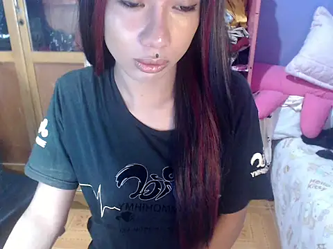 Yourasianbabyemma online show from May 2026 08:01:02 PM