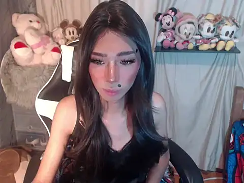 Yourasianbabyemma online show from October 2025 06:12:02 AM