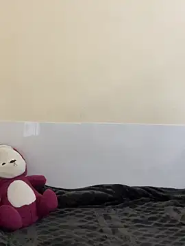 Aimee milk online show from February 2026 07:26:01 AM