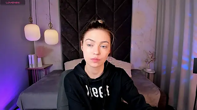 AlysiaSun  online show from March 2026 01:23:02 PM