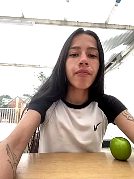 Laskhmi  online show from December 2025 06:08:01 PM