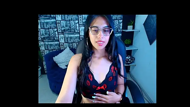 Sub Scarlett online show from November 2025 01:44:02 PM