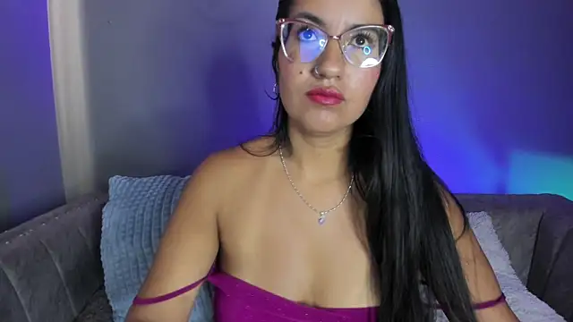 charlhot  online show from October 2025 12:48:02 PM