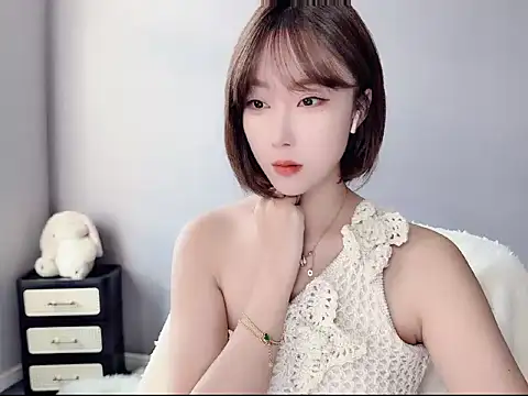 Monica7 online show from November 2025 12:49:02 AM