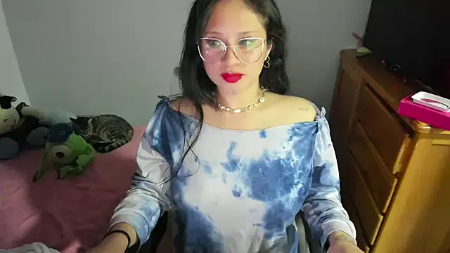 Snapshot of _Emily_vixen chatting on October 2025 06:59:01 AM Emily vixen online show from October 2025 06:59:01 AM