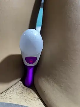 Techi0525 online show from April 2026 02:10:02 PM