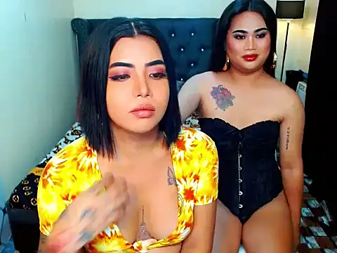 Snapshot of LovelyTs4U chatting on June 2026 06:03:01 PM LovelyTs4U online show from June 2026 06:03:01 PM