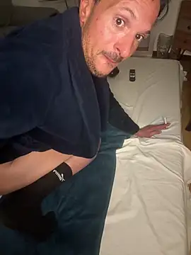 Snapshot of Zackooo1 chatting on February 2026 01:27:02 AM Zackooo1 online show from February 2026 01:27:02 AM