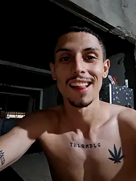 Snapshot of Luciferinthestreet chatting on October 2025 02:33:02 AM Luciferinthestreet online show from October 2025 02:33:02 AM