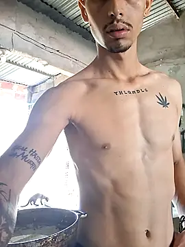 Snapshot of Luciferinthestreet chatting on October 2025 01:02:01 PM Luciferinthestreet online show from October 2025 01:02:01 PM