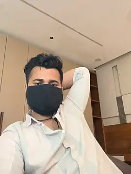 Snapshot of Notme_09 chatting on February 2026 01:44:01 PM Notme 09 online show from February 2026 01:44:01 PM