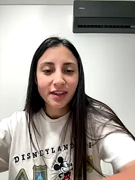 itsmiasofia online show from November 2025 11:05:01 PM