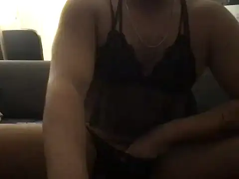 dicsucerboy77 online show from November 2025 08:46:01 PM