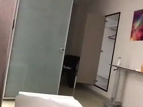 dicsucerboy77 online show from February 2026 12:44:01 AM