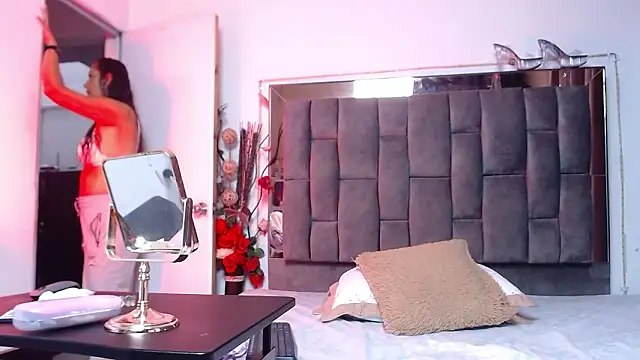 Salmma Milf online show from February 2026 11:54:01 AM