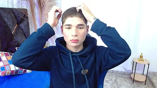 Mattass18 online show from November 2025 01:59:02 PM