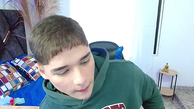 Mattass18 online show from November 2025 02:42:01 PM