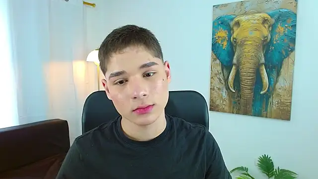 Mattass18 online show from December 2025 08:33:02 PM