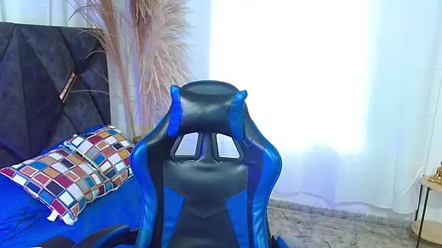 Mattass18 online show from November 2025 01:37:02 PM