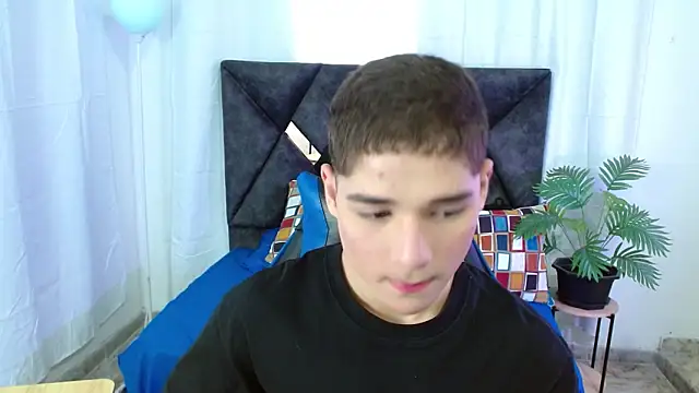 Mattass18 online show from October 2025 01:32:01 PM