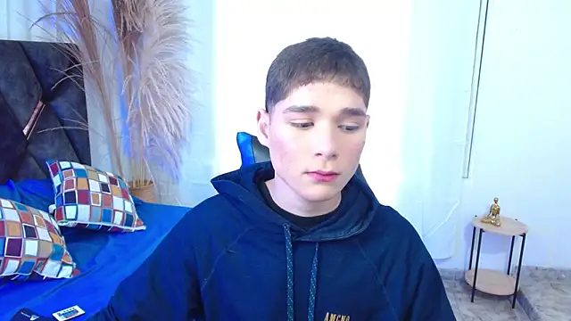 Mattass18 online show from November 2025 01:23:02 PM