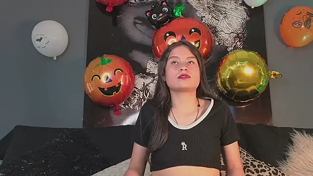 Snapshot of celestesecrett chatting on October 2025 07:04:02 PM celestesecrett online show from October 2025 07:04:02 PM