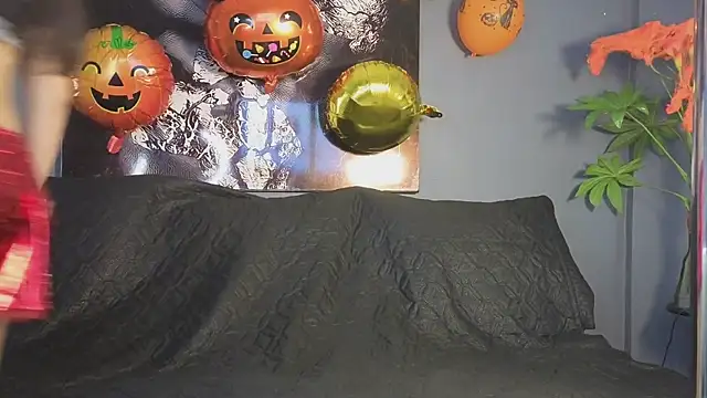 Snapshot of celestesecrett chatting on October 2025 04:58:02 PM celestesecrett online show from October 2025 04:58:02 PM