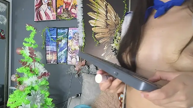 Snapshot of celestesecrett chatting on December 2025 06:51:02 PM celestesecrett online show from December 2025 06:51:02 PM