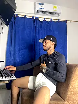 Kylian Alessandro online show from November 2025 06:51:02 AM