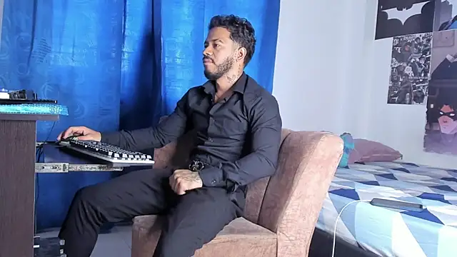 Kylian Alessandro online show from February 2026 03:01:01 PM