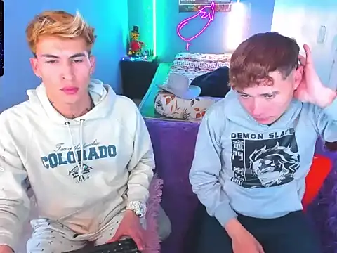 Snapshot of Latin_boysxxxx chatting on February 2026 06:27:01 PM Latin boysxxxx online show from February 2026 06:27:01 PM