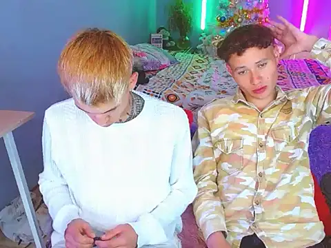 Snapshot of Latin_boysxxxx chatting on December 2025 03:17:01 PM Latin boysxxxx online show from December 2025 03:17:01 PM